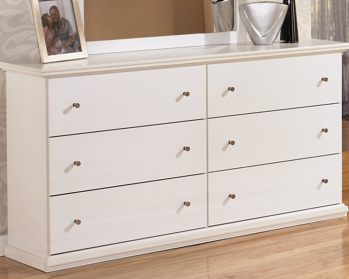 Bostwick Shoals Queen Panel Bed with Dresser in White from Ashley - Luna Furniture