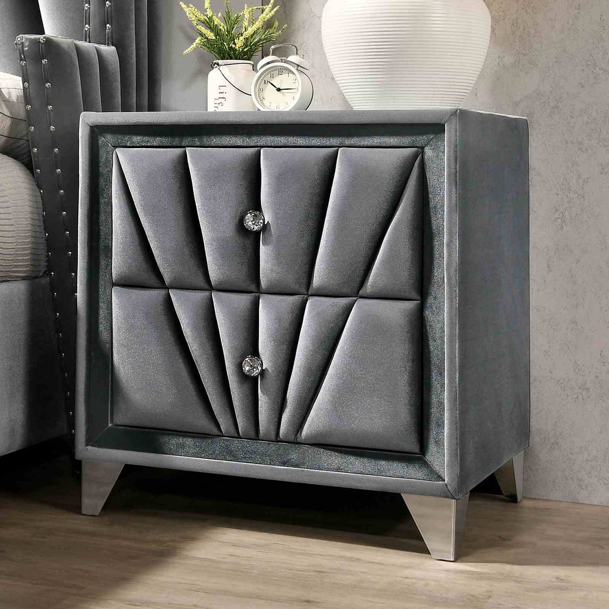 Carissa Gray Night Stand from Furniture of America - Luna Furniture