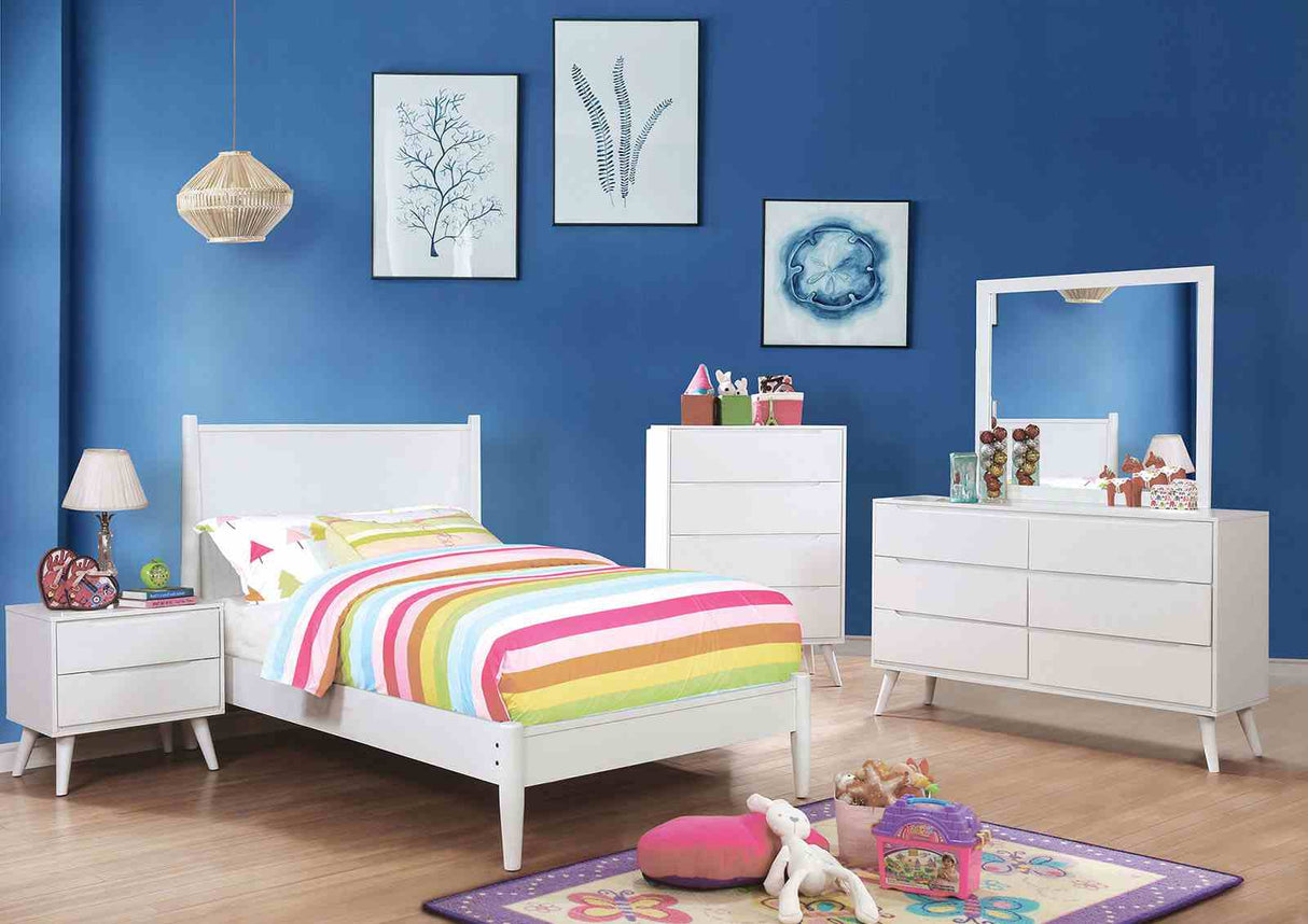 Lennart White Rectangular Mirror (Mirror Only) from Furniture of America - Luna Furniture