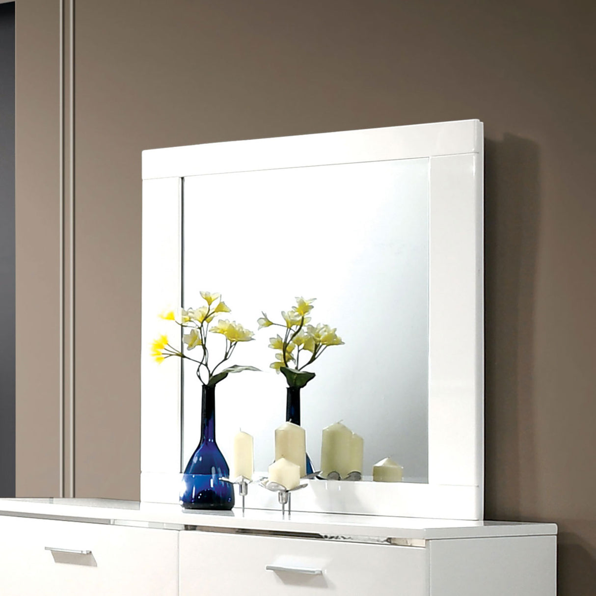 Carlie White Mirror (Mirror Only) from Furniture of America - Luna Furniture