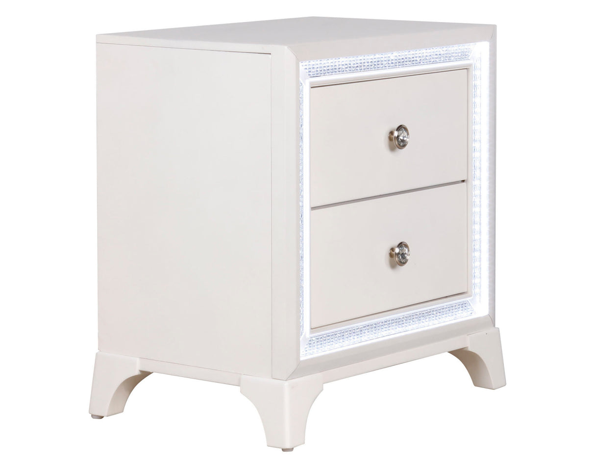 Cassie Illuminating Pearl Bedroom Set from Steve Silver - Luna Furniture