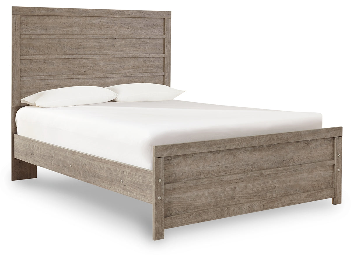 Culverbach Full Panel Bed with Mirrored Dresser and Chest in Gray from Ashley - Luna Furniture
