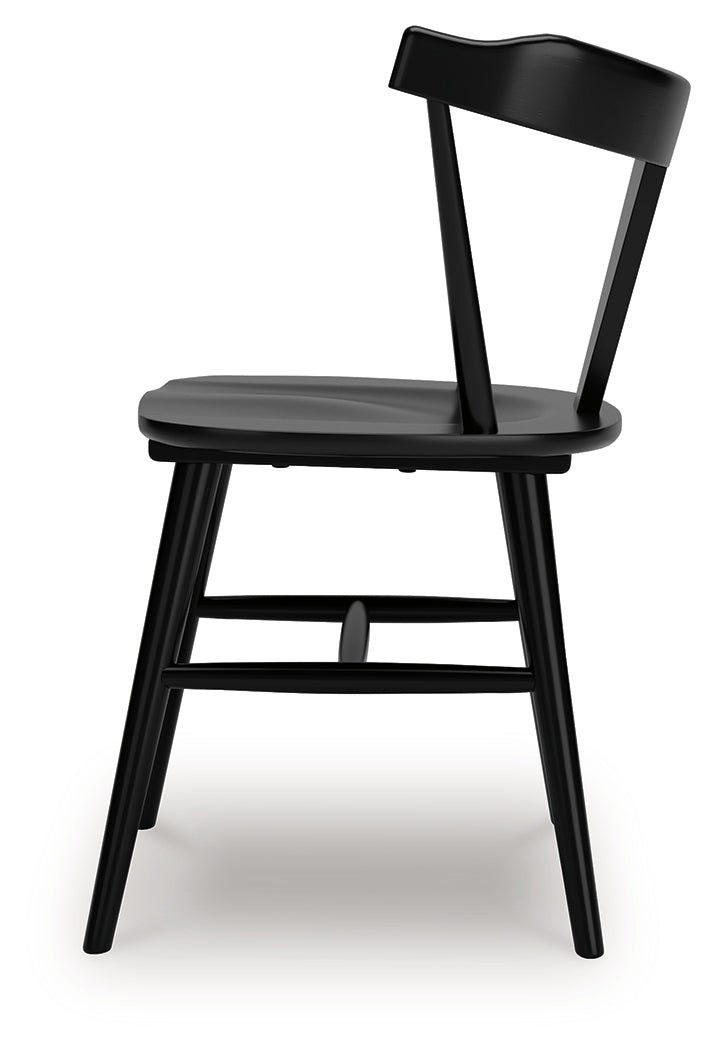 Gretlynn Dining Table and 6 Chairs in Black/Natural from Ashley Furniture - Luna Furniture