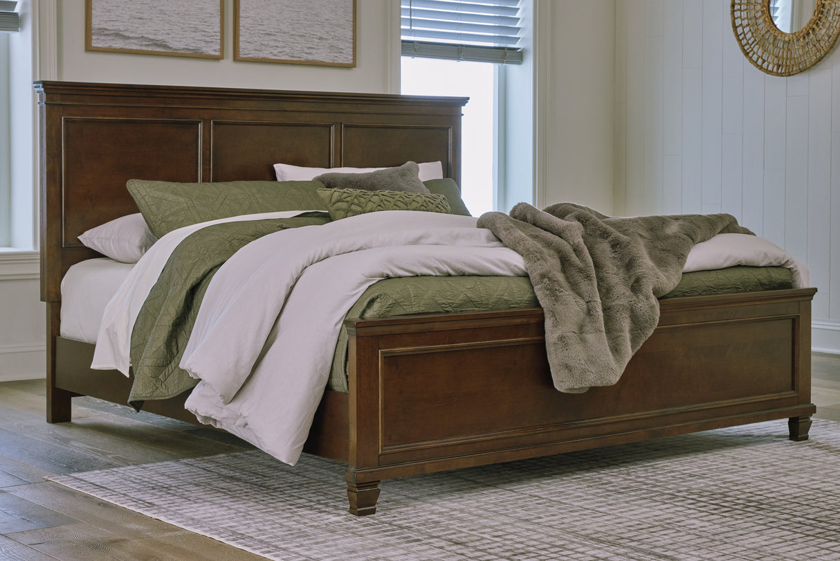 Danabrin King Panel Bed with Mirrored Dresser and Nightstand in Brown from Ashley - Luna Furniture