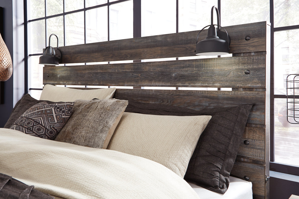 Drystan King Panel Bed with Mirrored Dresser, Chest and 2 Nightstands in Multi from Ashley - Luna Furniture