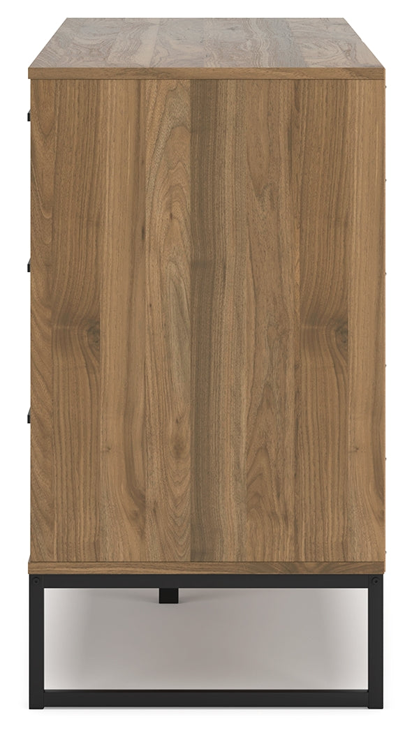 Deanlow Queen Panel Headboard with Dresser and Nightstand in Honey from Ashley Furniture - Luna Furniture