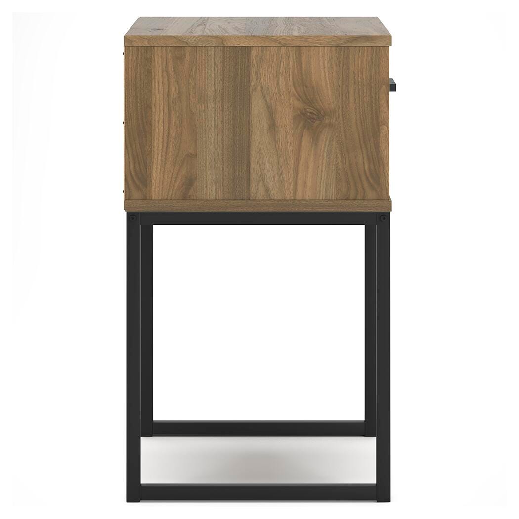 Deanlow Queen Panel Headboard with Dresser and Nightstand in Honey from Ashley Furniture - Luna Furniture