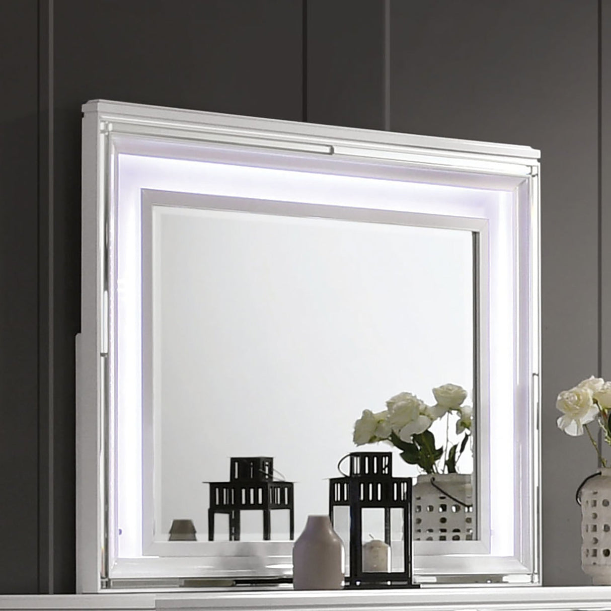 Emmeline White Mirror (Mirror Only) from Furniture of America - Luna Furniture