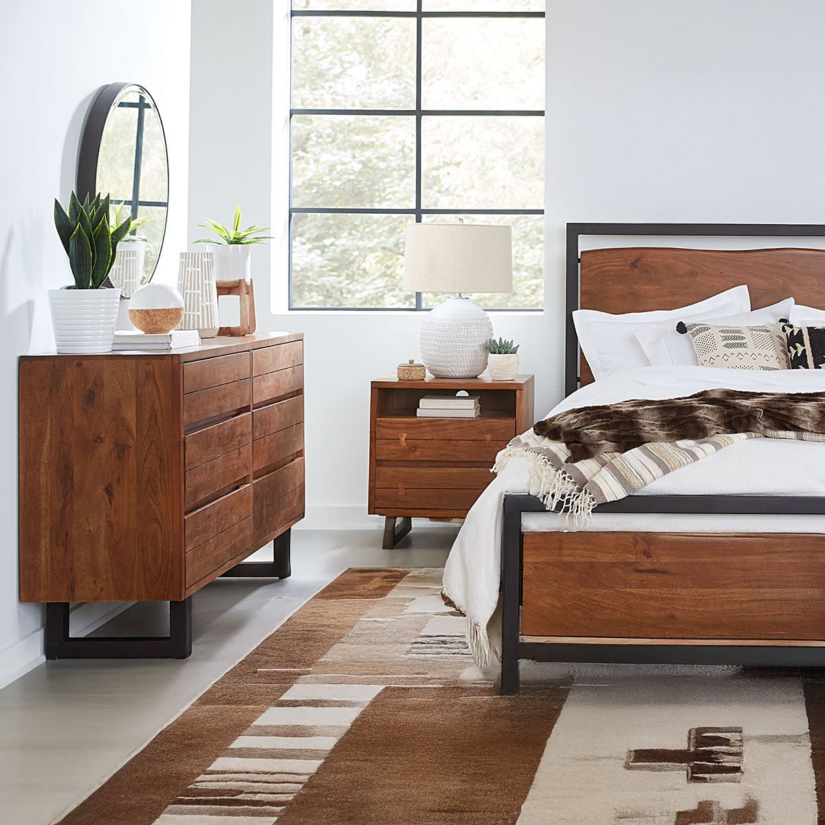 Aspen Queen Bed in Walnut from Home Trends & Design - Luna Furniture
