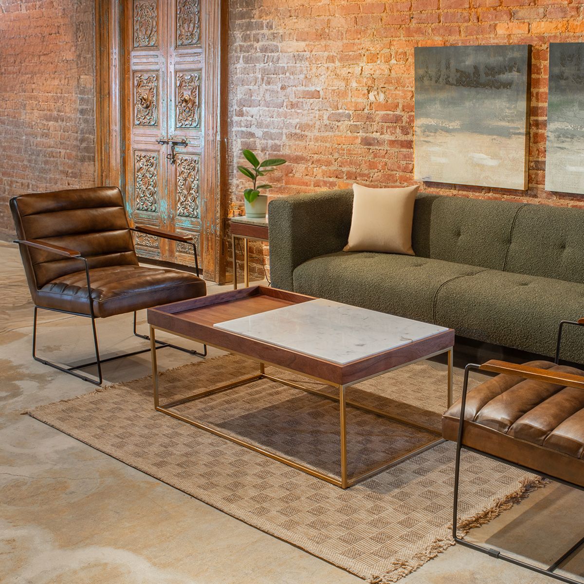 New York Tony Accent Chair in Antique Whiskey Leather from Home Trends & Design - Luna Furniture