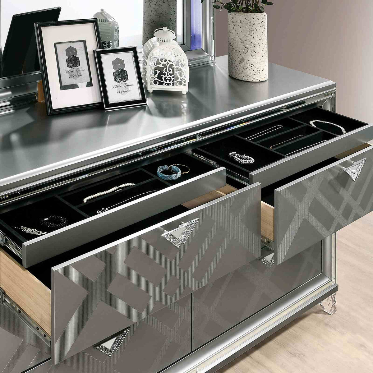 Emmeline Silver Dresser from Furniture of America - Luna Furniture