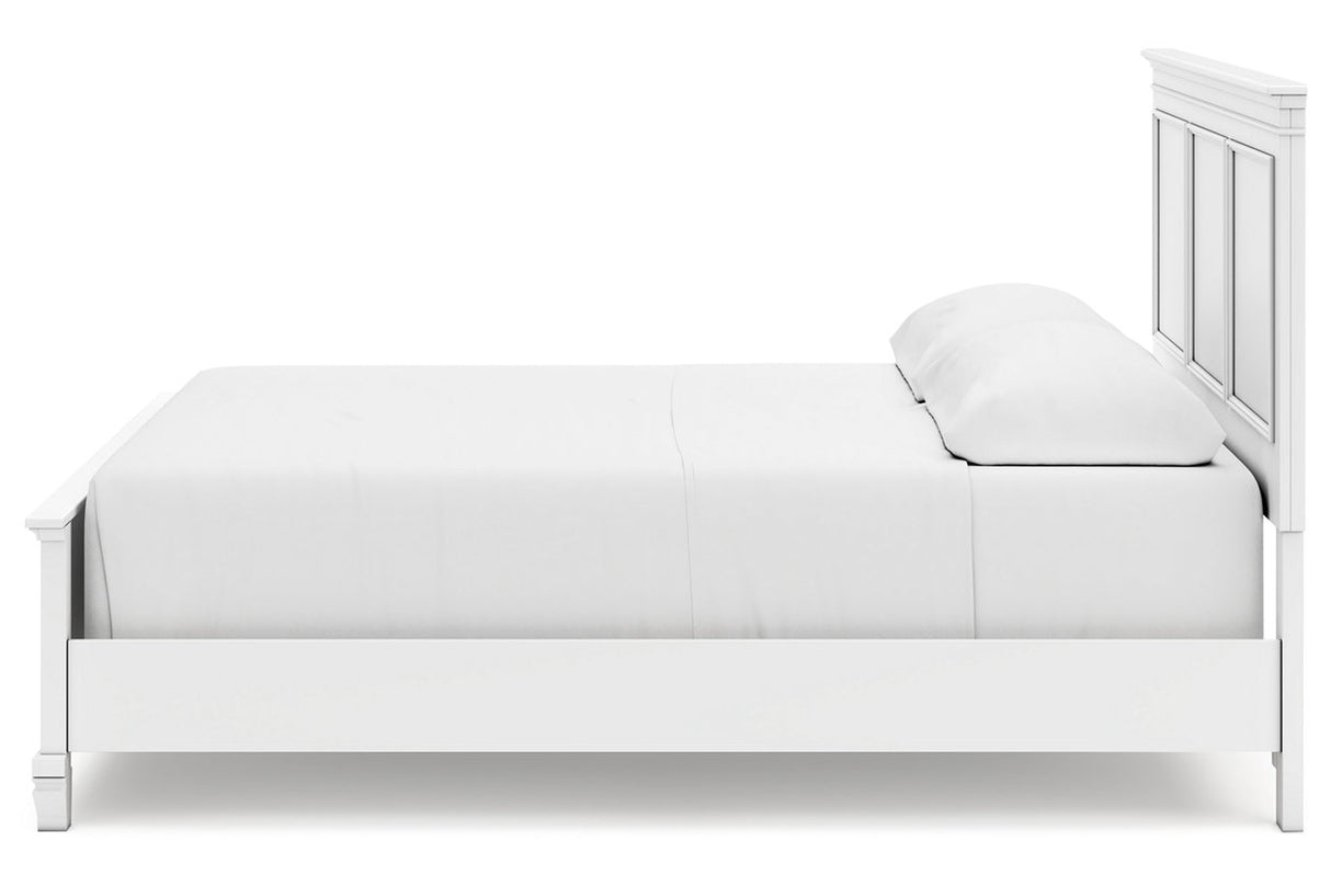 Fortman White California King Panel Bed from Ashley Furniture - Luna Furniture