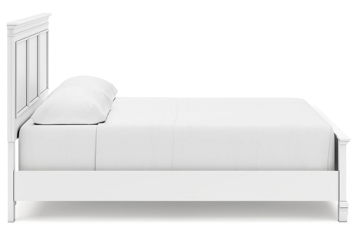 Fortman White California King Panel Bed from Ashley Furniture - Luna Furniture