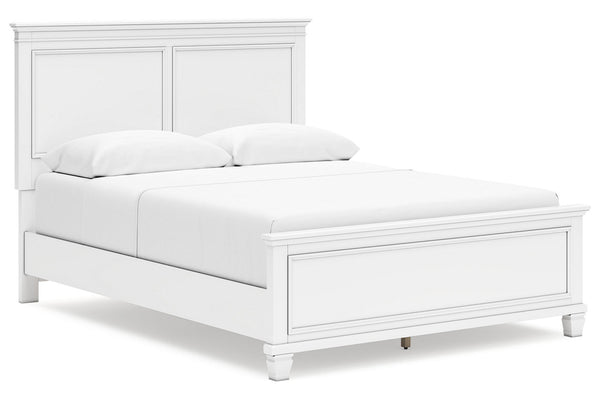 Fortman White Queen Panel Bed