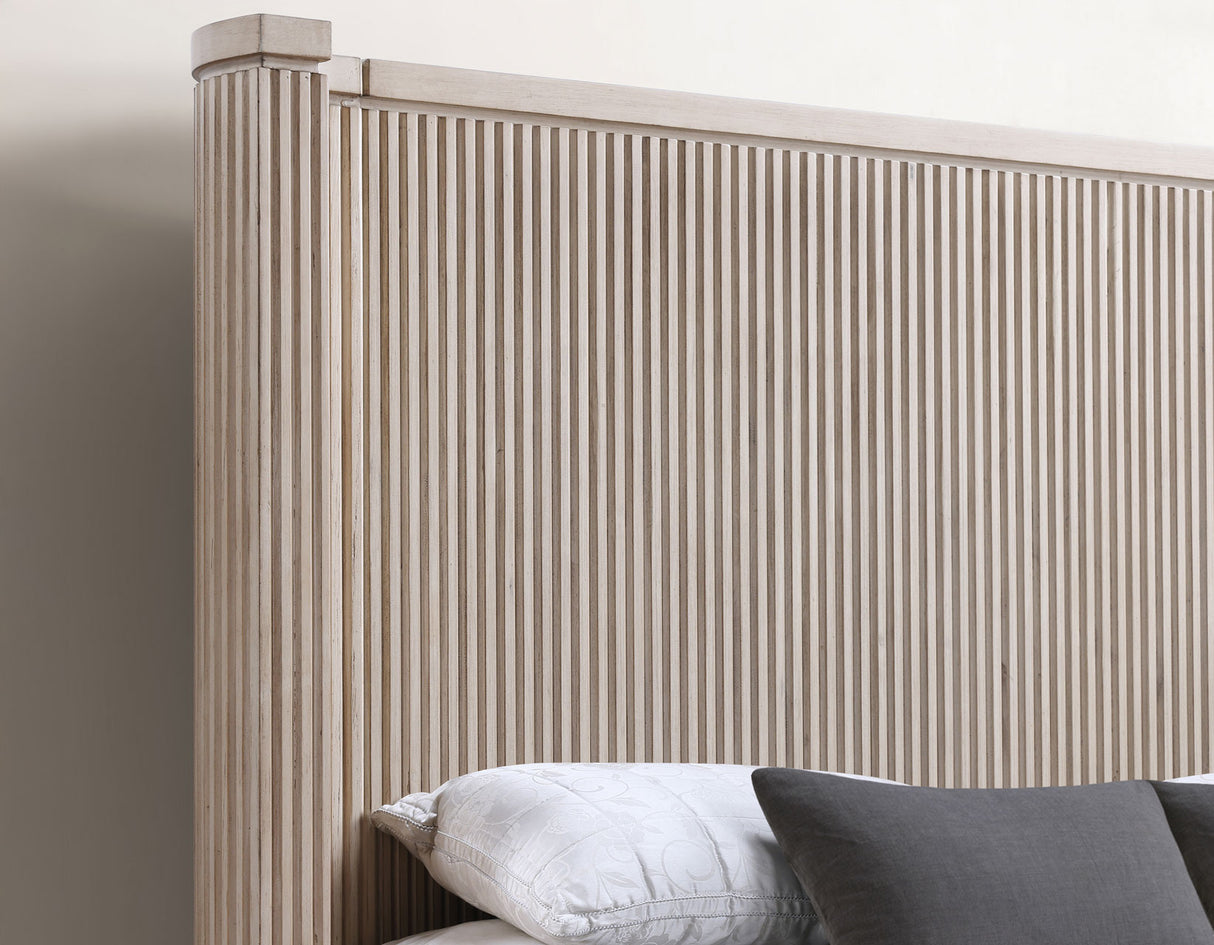 Henry Reeded Warm Tan Bedroom Set from Steve Silver - Luna Furniture