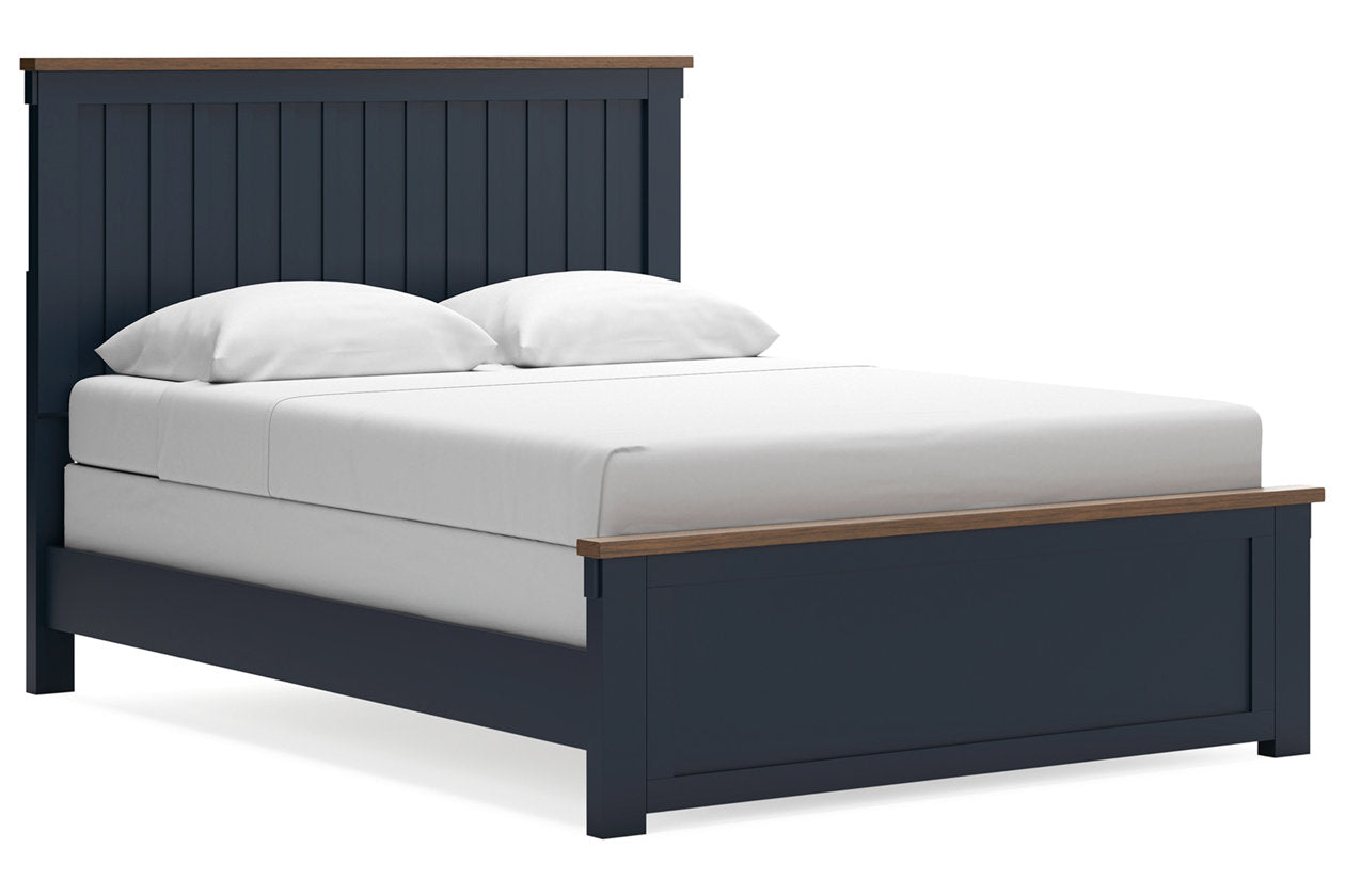 Landocken Brown/Blue Queen Panel Bed – Luna Furniture Landocken Brown/Blue Queen Panel Bed – Luna Furniture