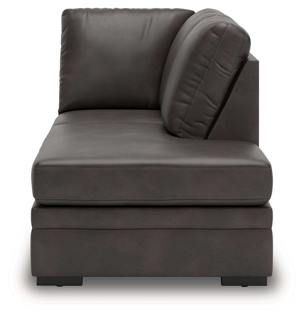 Lofton-Pike Shadow Right-Arm Facing Corner Chaise from Ashley - Luna Furniture