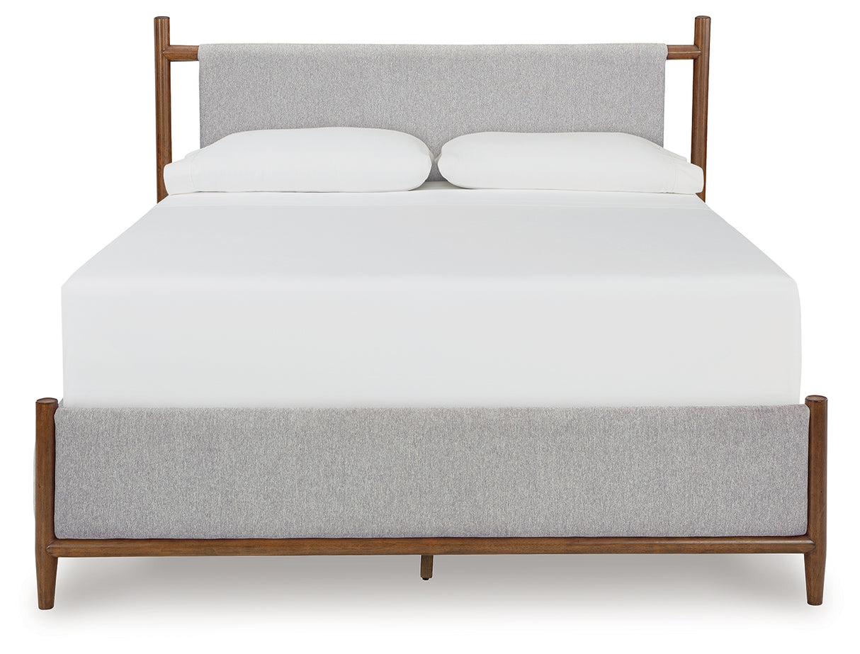 Lyncott California King Upholstered Bed with 2 Nightstands in Brown from Ashley - Luna Furniture