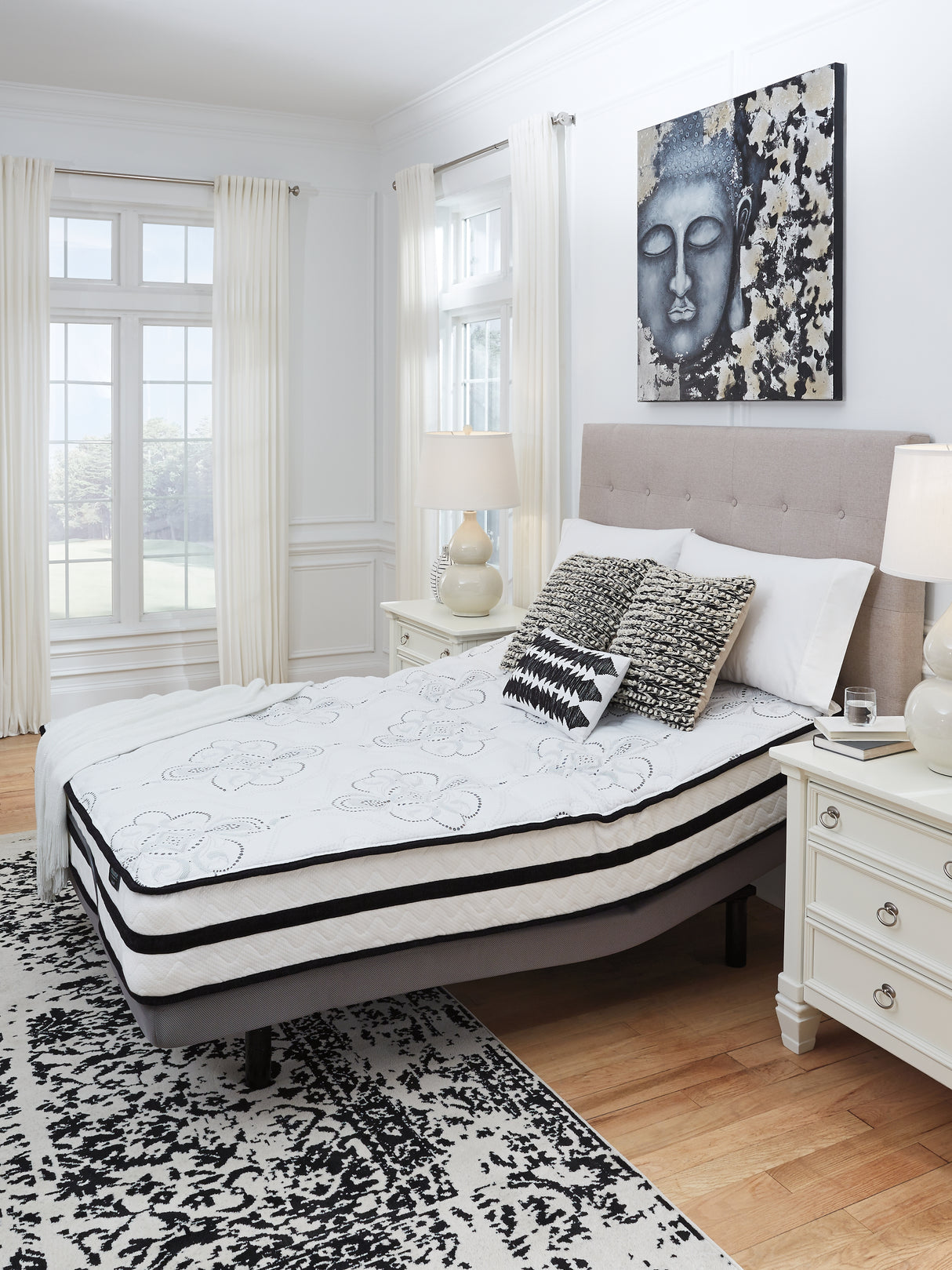 Chime 10 Inch Hybrid White California King Mattress in a Box from Ashley Furniture - Luna Furniture