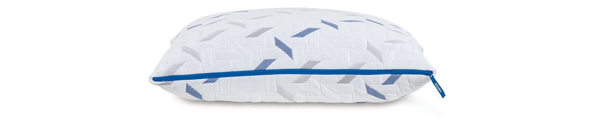 NC Premier White Queen/King Pillow, Set of 4 from Ashley Furniture - Luna Furniture