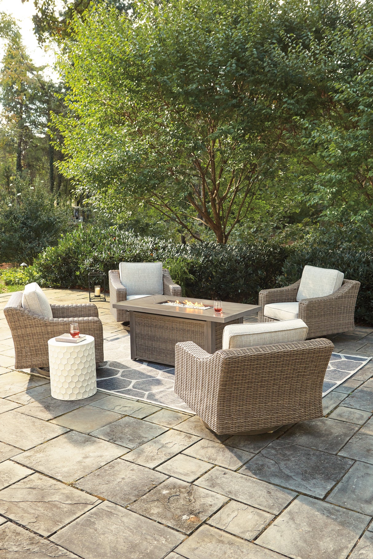 Beachcroft Beige 5-Piece Outdoor Fire Pit Table with 4 Chairs from Ashley Furniture - Luna Furniture