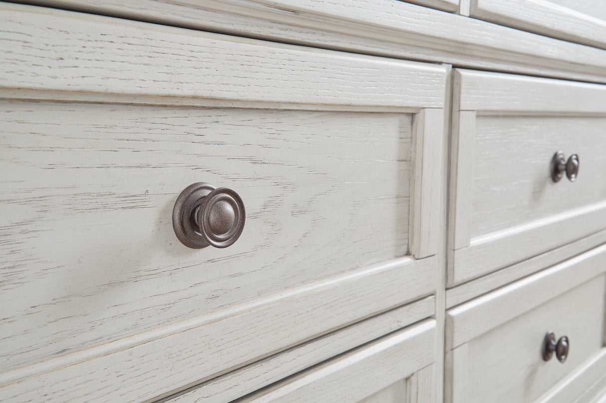 Robbinsdale Antique White Dresser and Mirror from Ashley - Luna Furniture