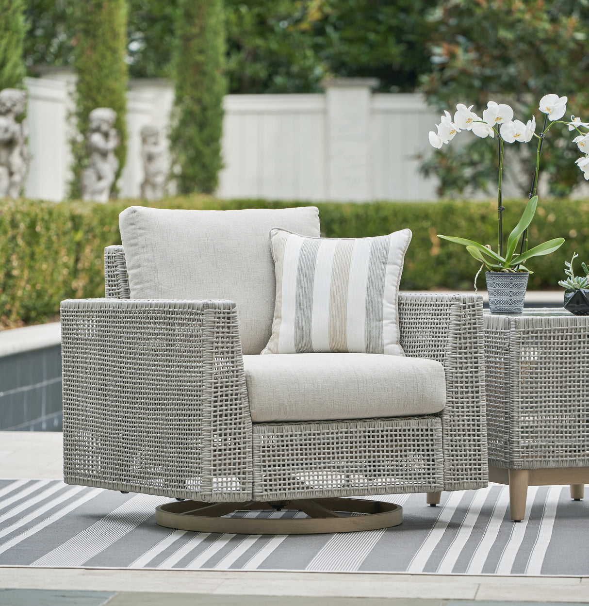 Seton Creek 2 Outdoor Lounge Chairs with End Table in Gray from Ashley - Luna Furniture