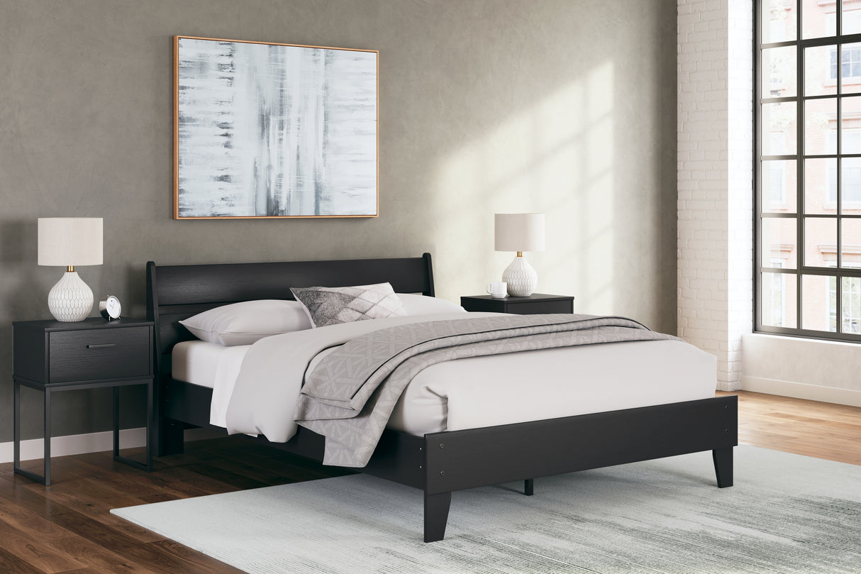Socalle Queen Panel Platform Bed with Dresser and 2 Nightstands in Black from Ashley - Luna Furniture