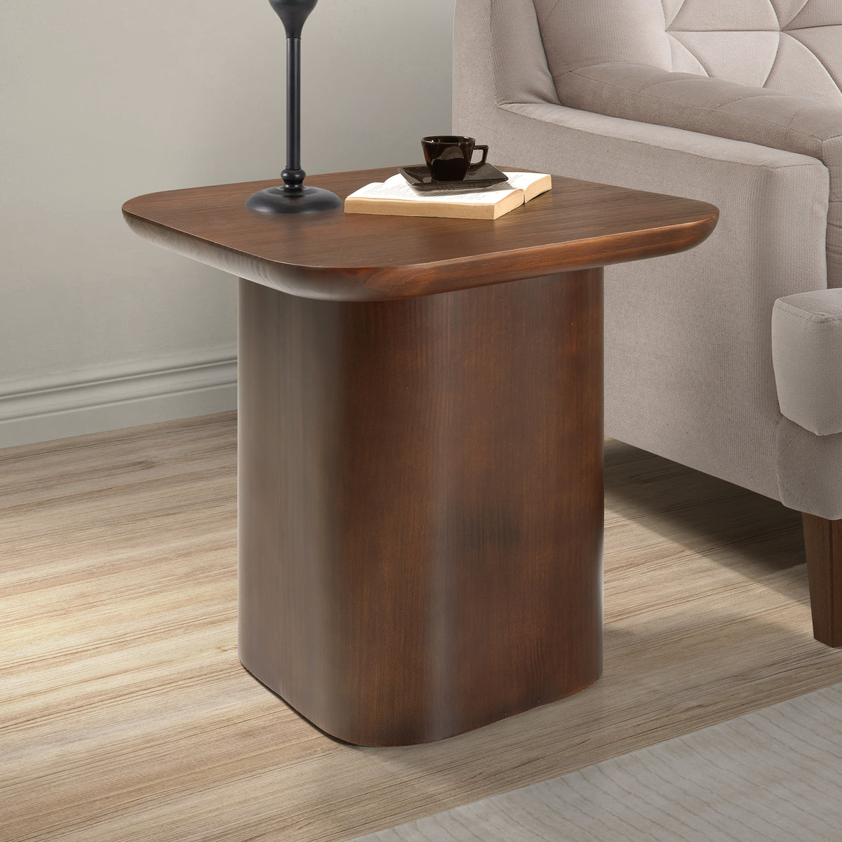 Hunter 22″ Solid Wood End Table