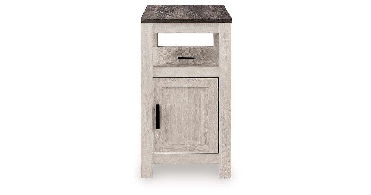 Fendenmore Two-tone Chairside End Table from Ashley - Luna Furniture