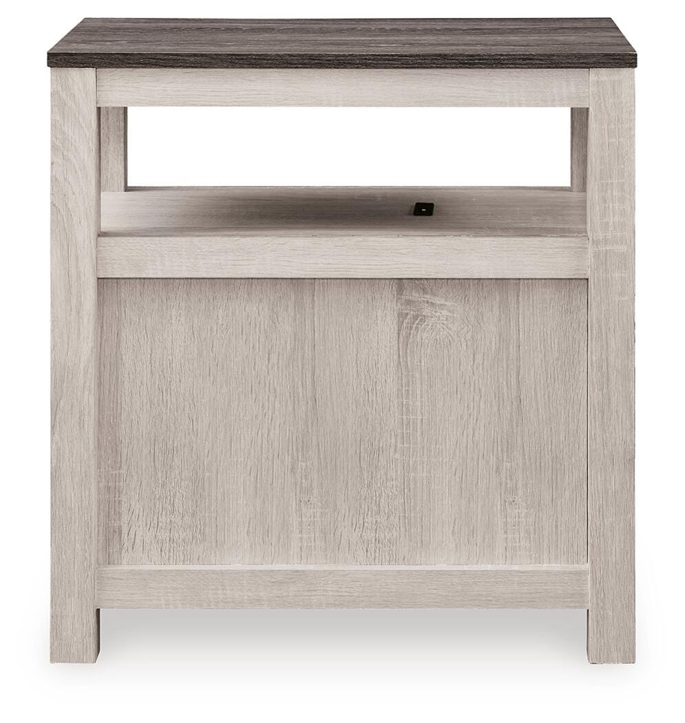 Fendenmore Two-tone Chairside End Table from Ashley - Luna Furniture