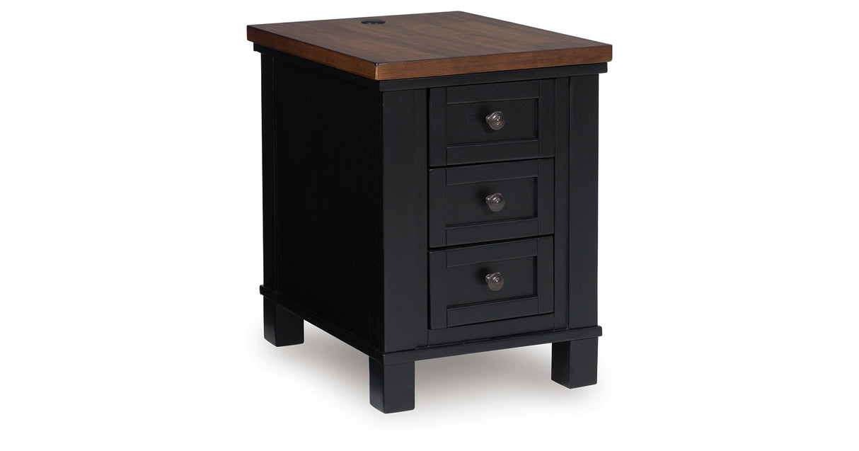 Wildenauer Brown/Black Chairside End Table from Ashley - Luna Furniture