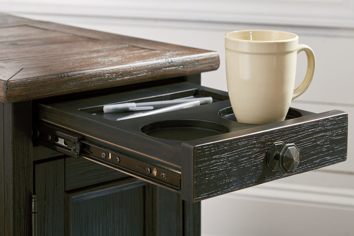 Tyler Creek Coffee Table with 2 End Tables in Grayish Brown/Black from Ashley - Luna Furniture