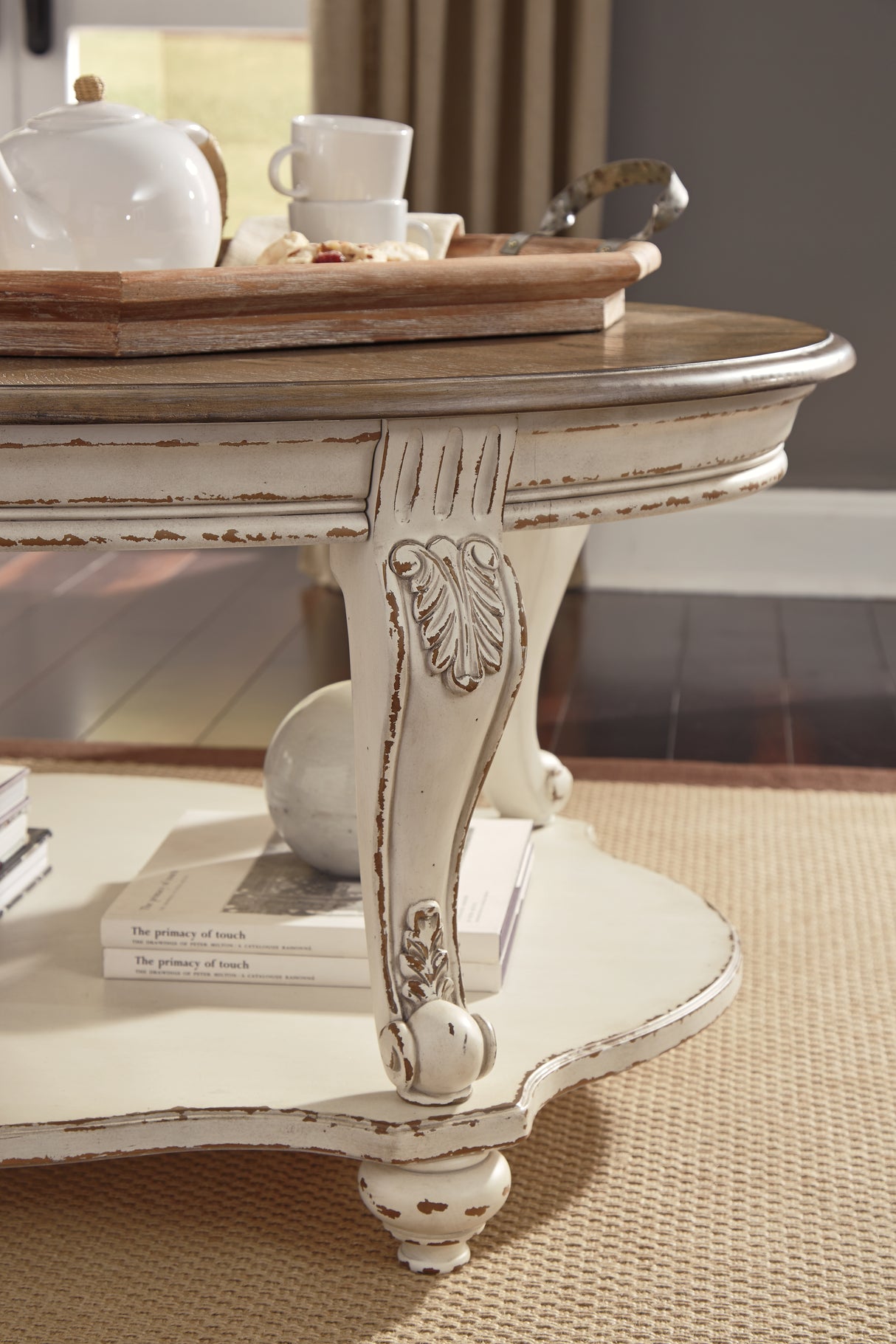 Realyn Coffee Table with 2 End Tables in White/Brown from Ashley Furniture - Luna Furniture