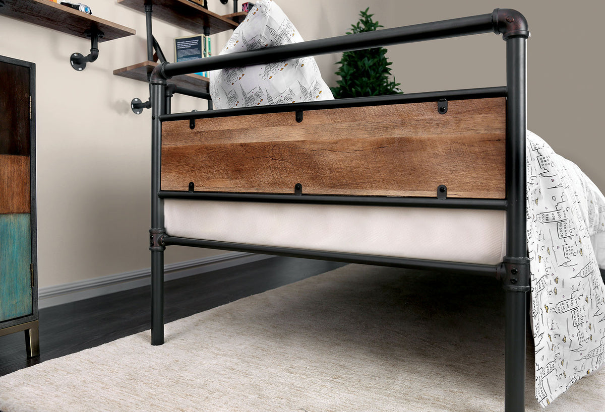 Vidar Sand Black Daybed from Furniture of America - Luna Furniture