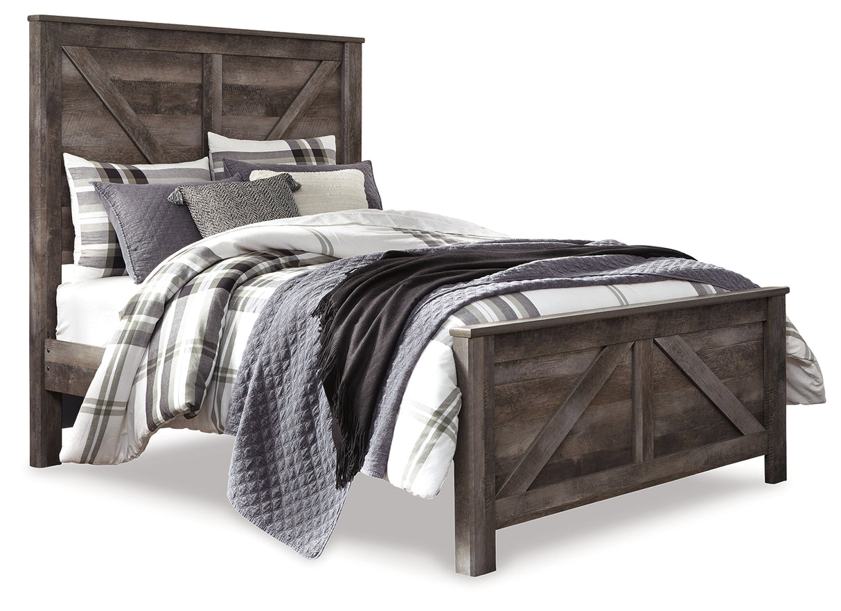 Wynnlow Queen Crossbuck Panel Bed with Mirrored Dresser, Chest and 2 Nightstands in Gray from Ashley - Luna Furniture