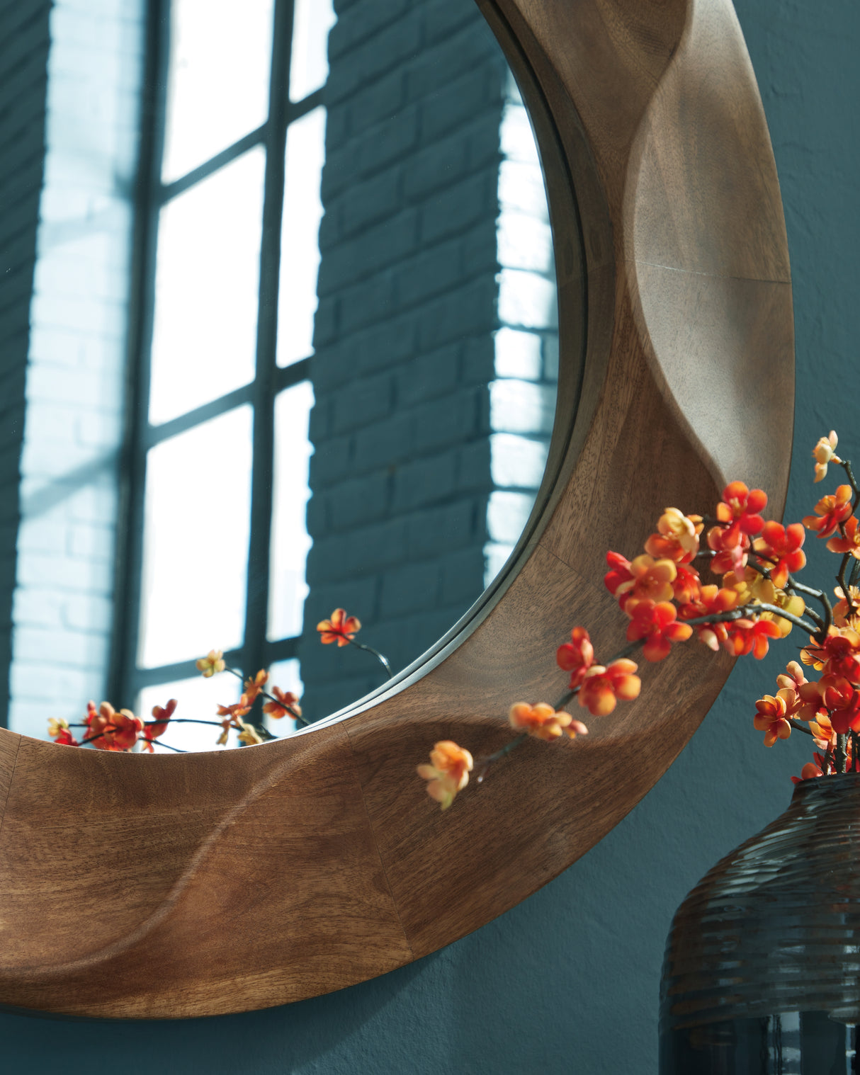 Aajon Brown Accent Mirror from Ashley Furniture - Luna Furniture