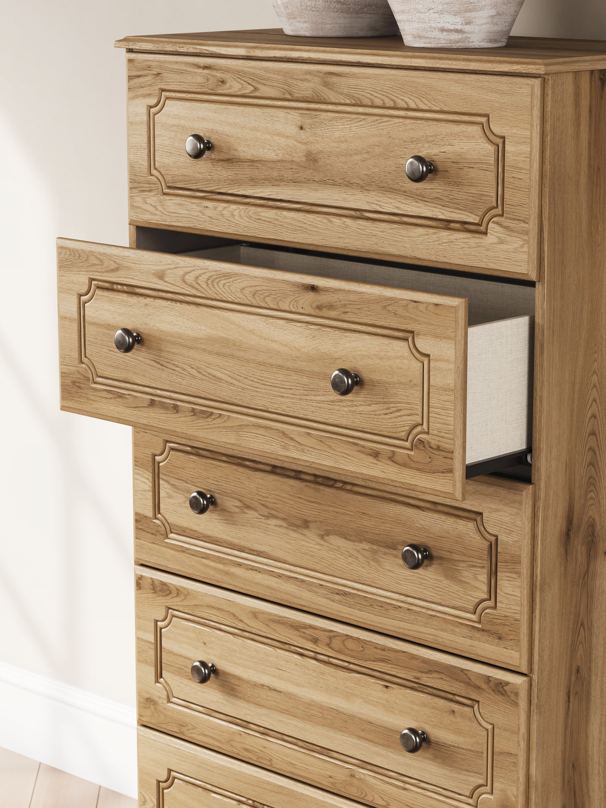 Aleaport Full Panel Bed with Chest and Nightstand in Warm Brown from Ashley - Luna Furniture