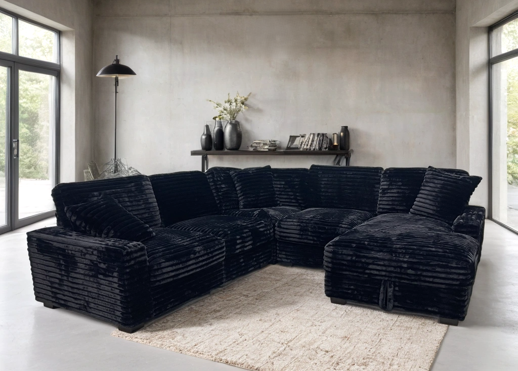 Alisson Black Sectional from Happy Homes - Luna Furniture