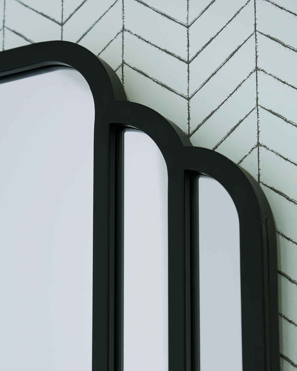 Antigone Black Floor Mirror from Ashley - Luna Furniture