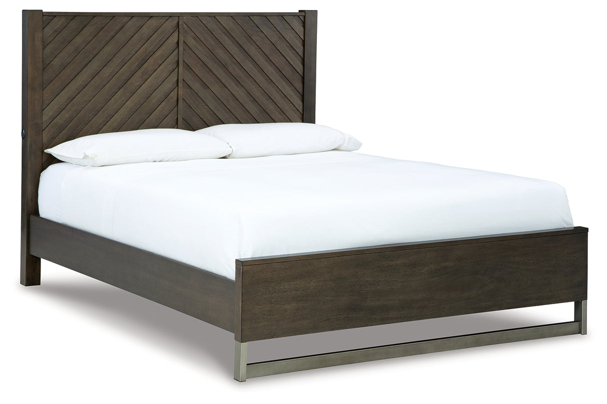 Arkenton Queen Panel Bed with Mirrored Dresser in Grayish Brown from Ashley - Luna Furniture