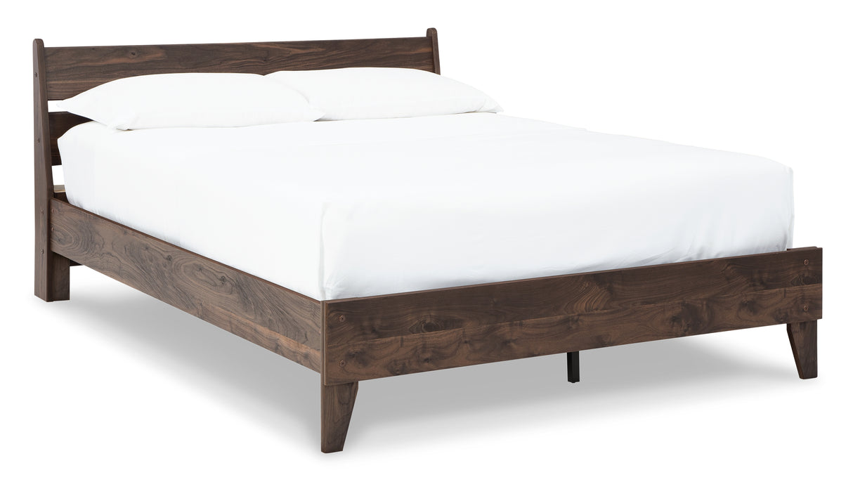 Calverson Queen Platform Bed with 2 Nightstands in Mocha from Ashley - Luna Furniture