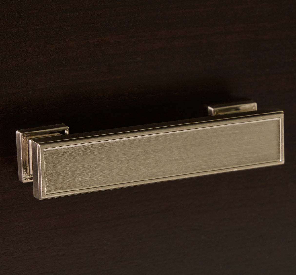 Covetown Queen Panel Bed with Mirrored Dresser, Chest and 2 Nightstands in Dark Brown from Ashley - Luna Furniture