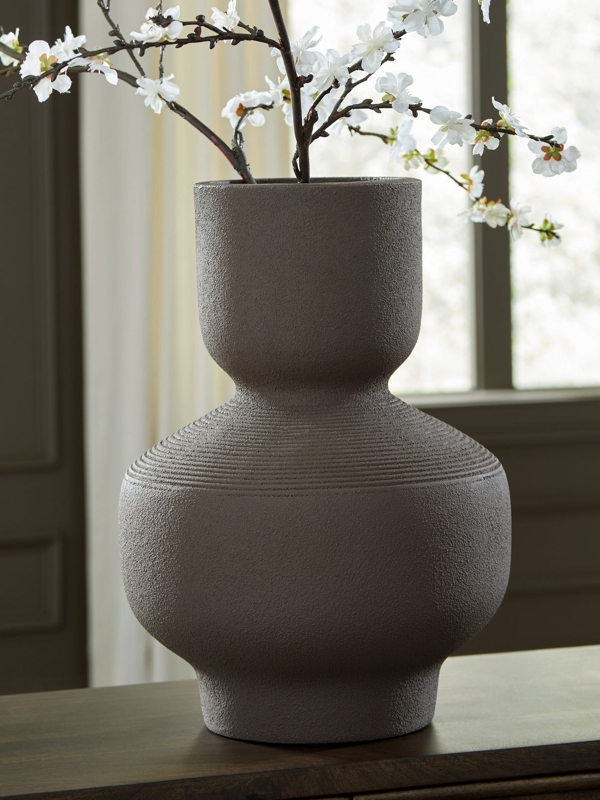 Dalsen Brown Vase from Ashley Furniture - Luna Furniture