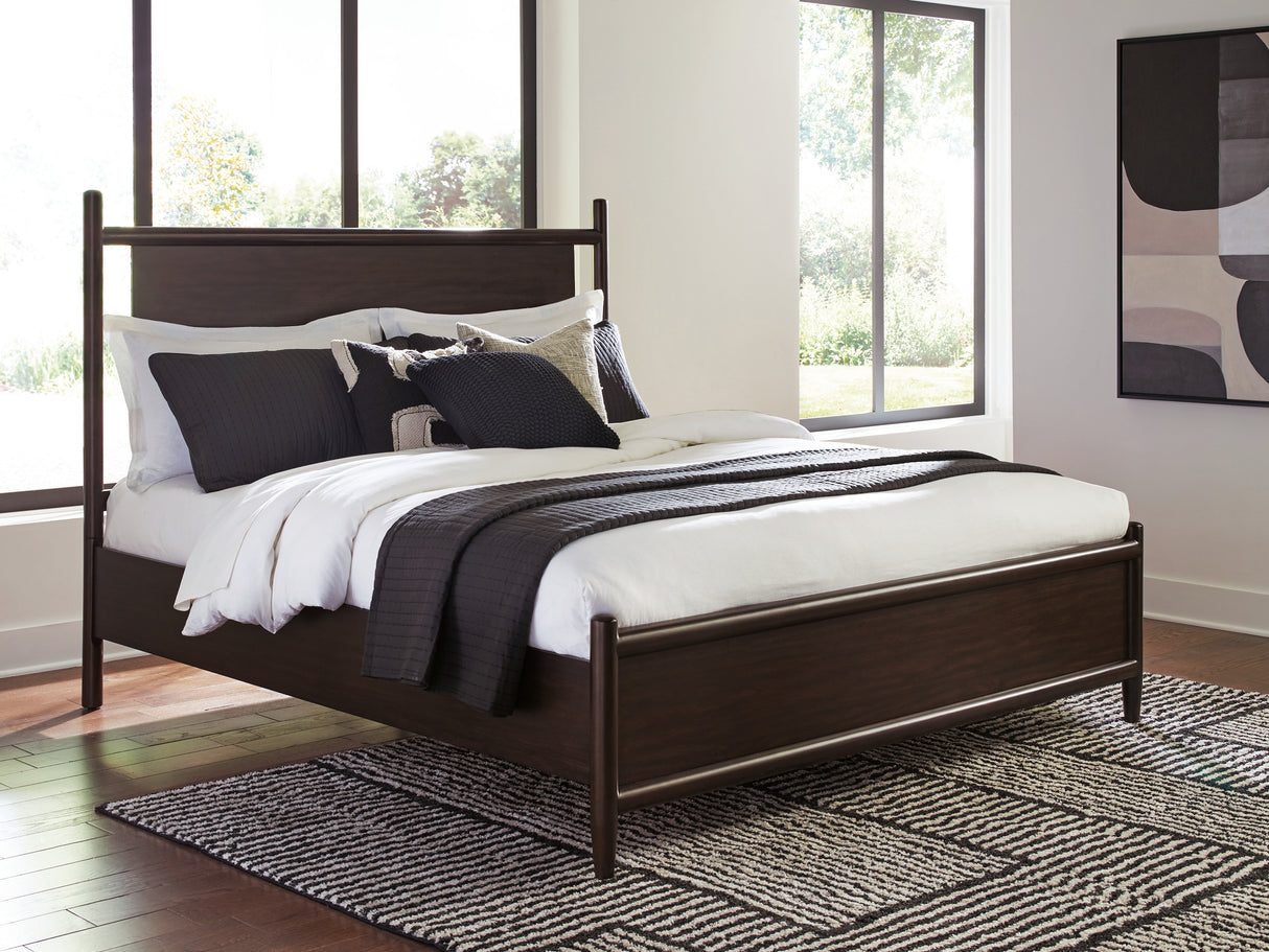 Dantenton Merlot King Panel Bed from Ashley - Luna Furniture
