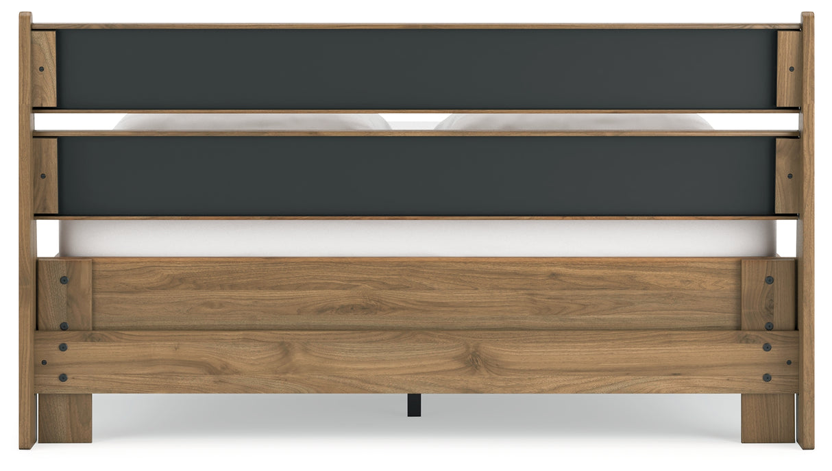 Deanlow Queen Platform Panel Bed with Dresser and Nightstand in Honey from Ashley - Luna Furniture