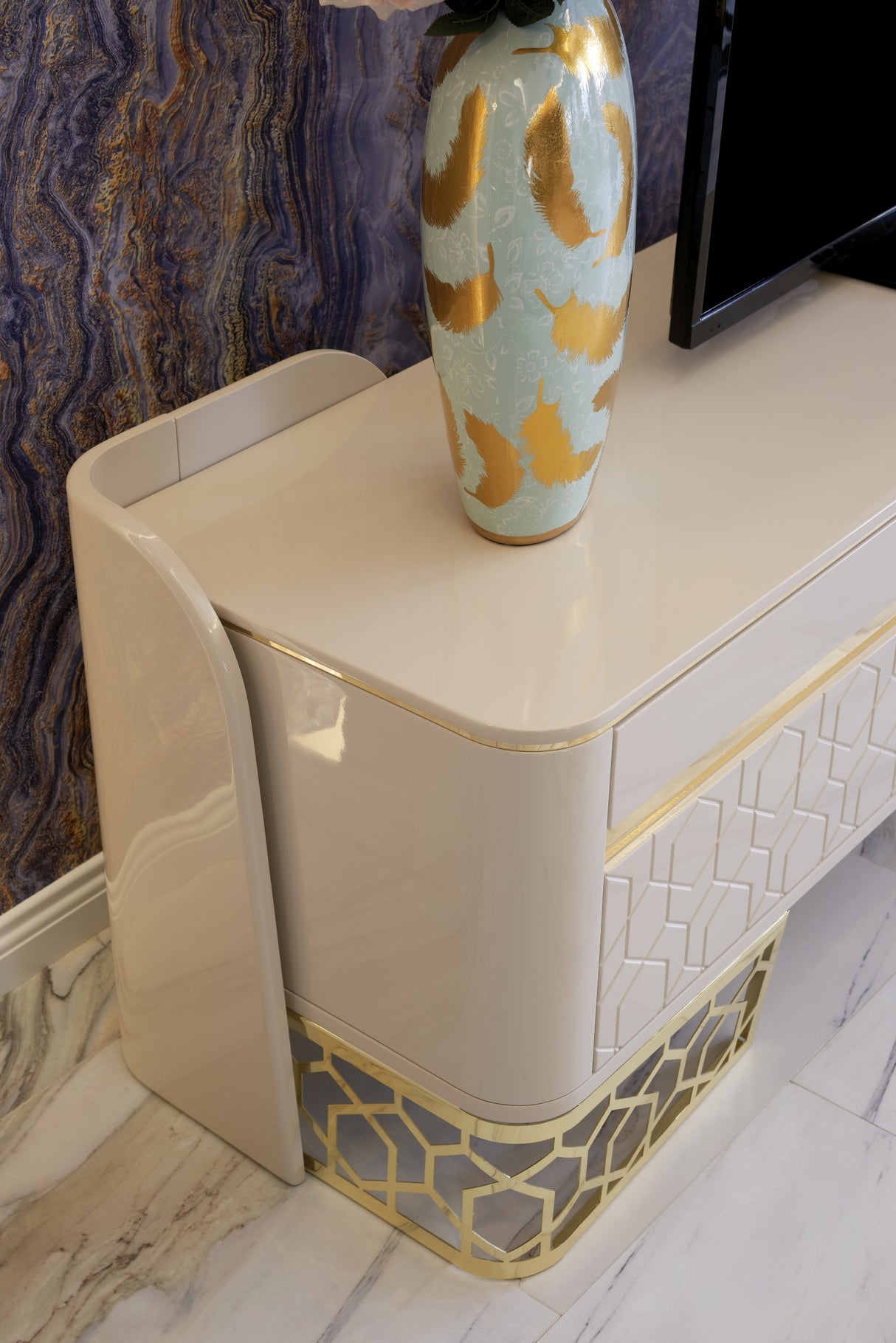 Ferani TV Stand from Luna Luxury - Luna Furniture