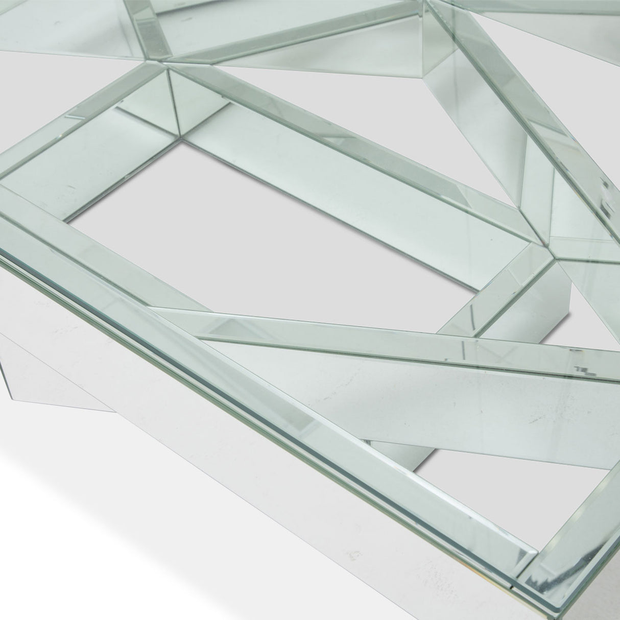 Montreal Nexus Rectangular Cocktail Table from Michael Amini - Luna Furniture