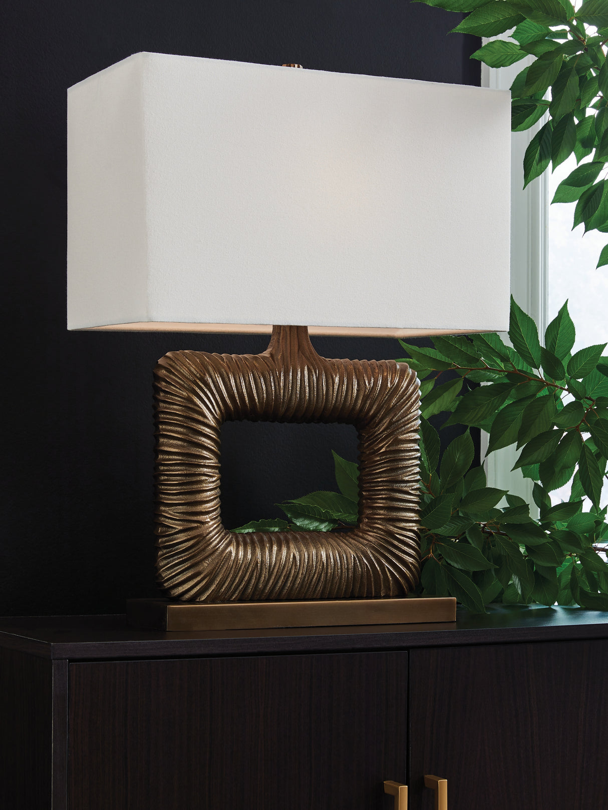 Garronby Antique Brass Finish Table Lamp from Ashley - Luna Furniture