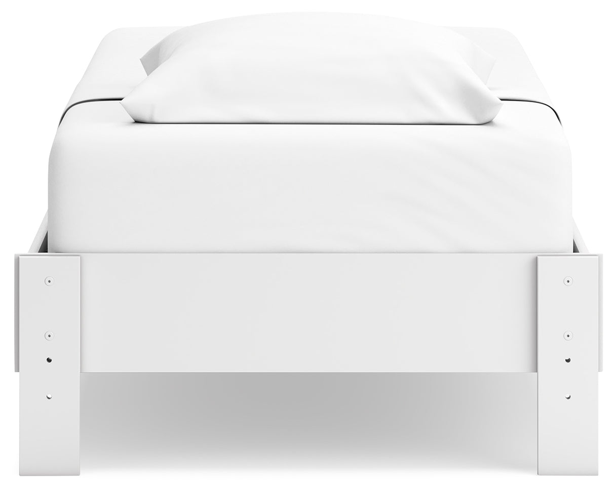 Hallityn Twin Platform Bed with Dresser, Chest and 2 Nightstands in White from Ashley - Luna Furniture